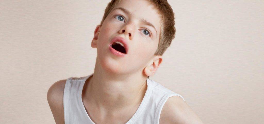 Гипотонус у грудничка (Комаровский): признаки, массаж, лечение ребенка