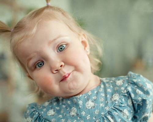 У ребенка выпадают волосы - что делать, почему это происходит, какое необходимо лечение?