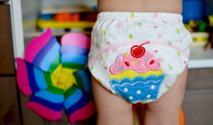 Как отучить ребенка от памперсов ночью и приучить к горшку?