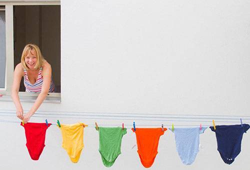 Чем стирать детские вещи для новорожденных в стиральной машине?