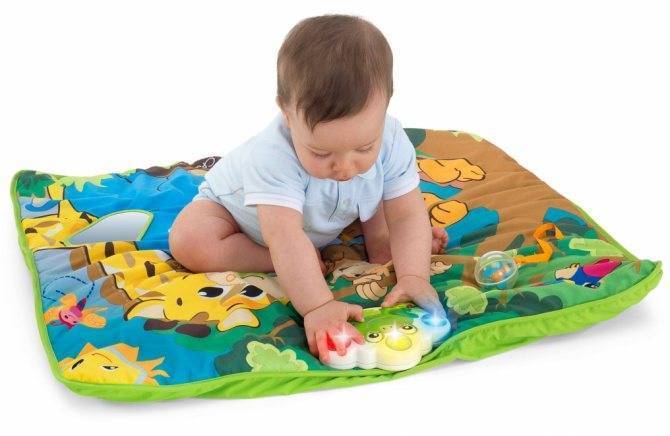 Как развивать ребенка в 5 месяцев: игры, игрушки, развивающие занятия