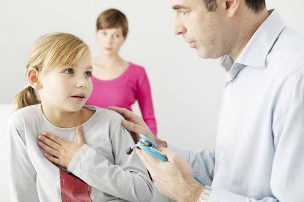 У ребенка увеличены лимфоузлы на шее: причины воспаления и лечение в домашних условиях