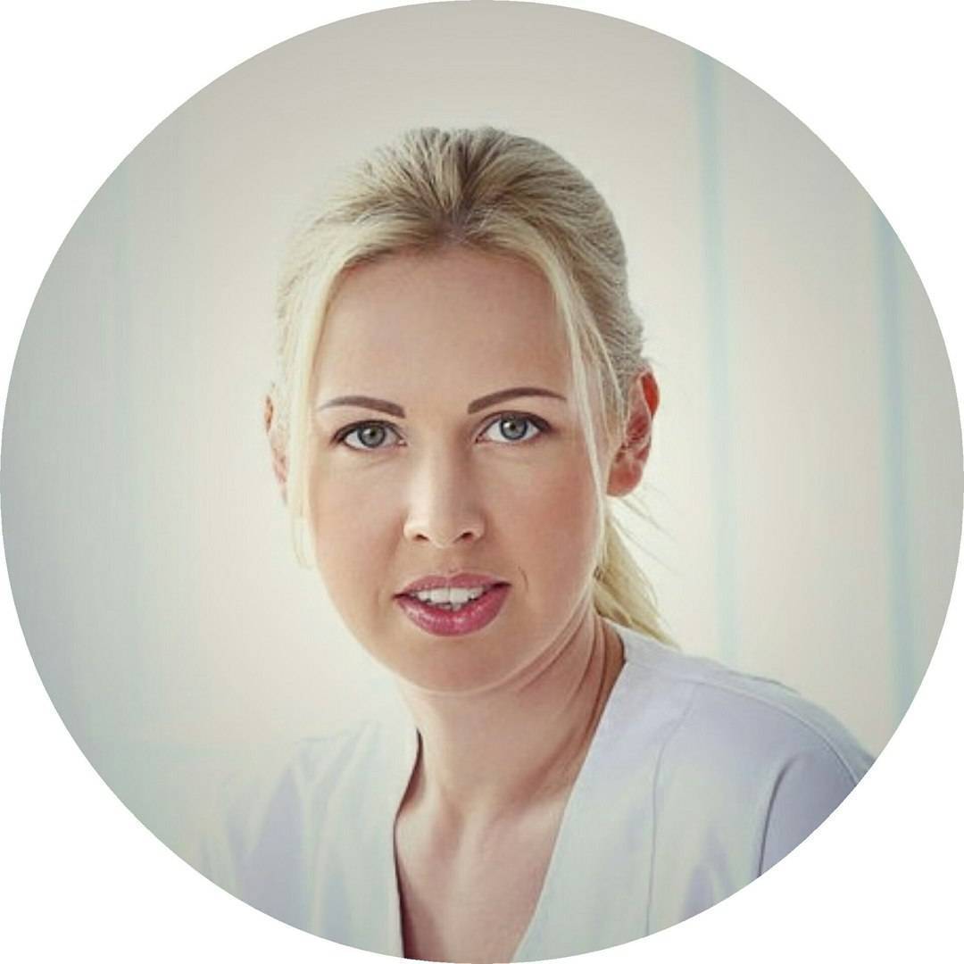 Когда начинает расти грудь при беременности и насколько она увеличивается?