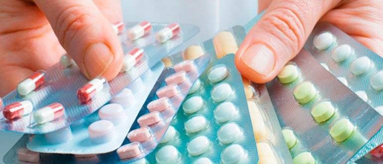 Ангина при грудном вскармливании (ГВ): можно ли кормить грудью, чем лечить, как?