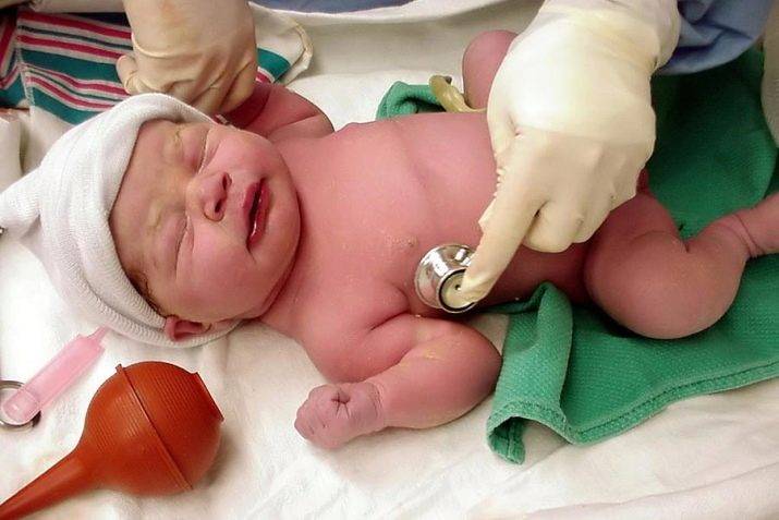 Неонатальный скрининг новорожденных в роддоме на наследственные заболевания (анализ крови из пятки)