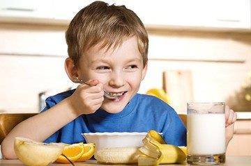 Географический язык у ребенка: причины возникновения, фото и лечение