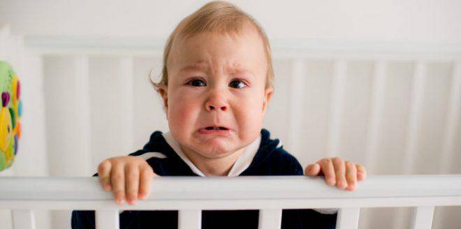 Сколько должен спать ребенок в 4-5 месяцев: нормы днем и ночью, плохой сон