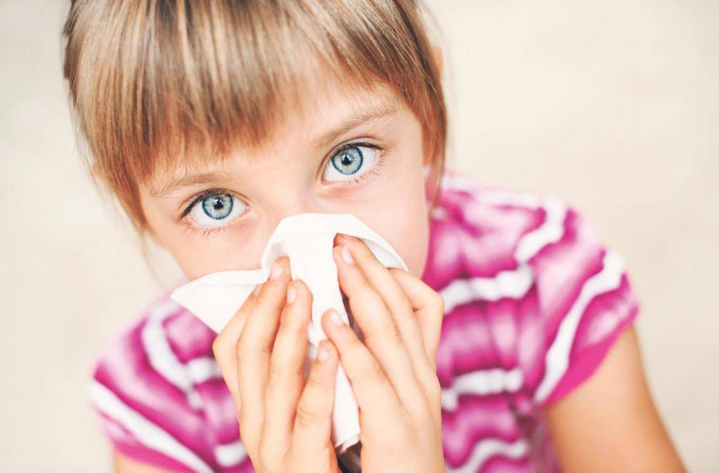 Почему у ребенка неприятно пахнет из носа и что делать в этой ситуации?