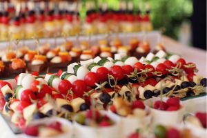 Кейтеринг на 23 февраля: Праздник для Мужчин