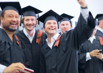 Как выбрать надежную бизнес-школу: 5 ключевых критериев успеха