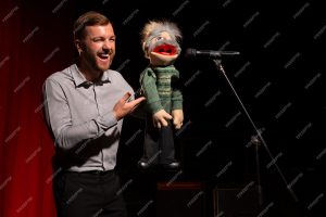 Стоит ли делать карьеру театрального режиссера?