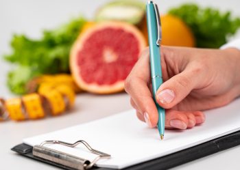 Преимущества квалифицированной помощи нутрициологов: здоровье и баланс в питании