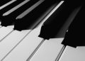 Как выбрать курс по обучению игре на фортепиано