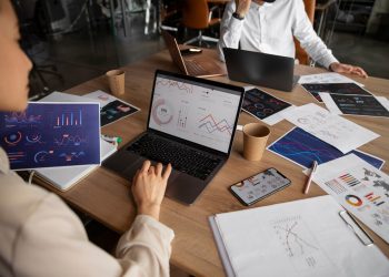 Директор по маркетингу: чем занимается, необходимые навыки, как им стать