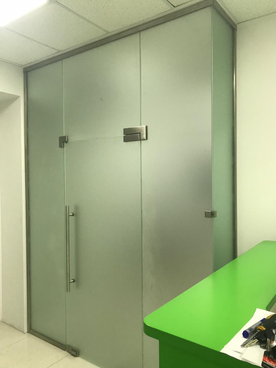 Как выбрать стеклянную перегородку