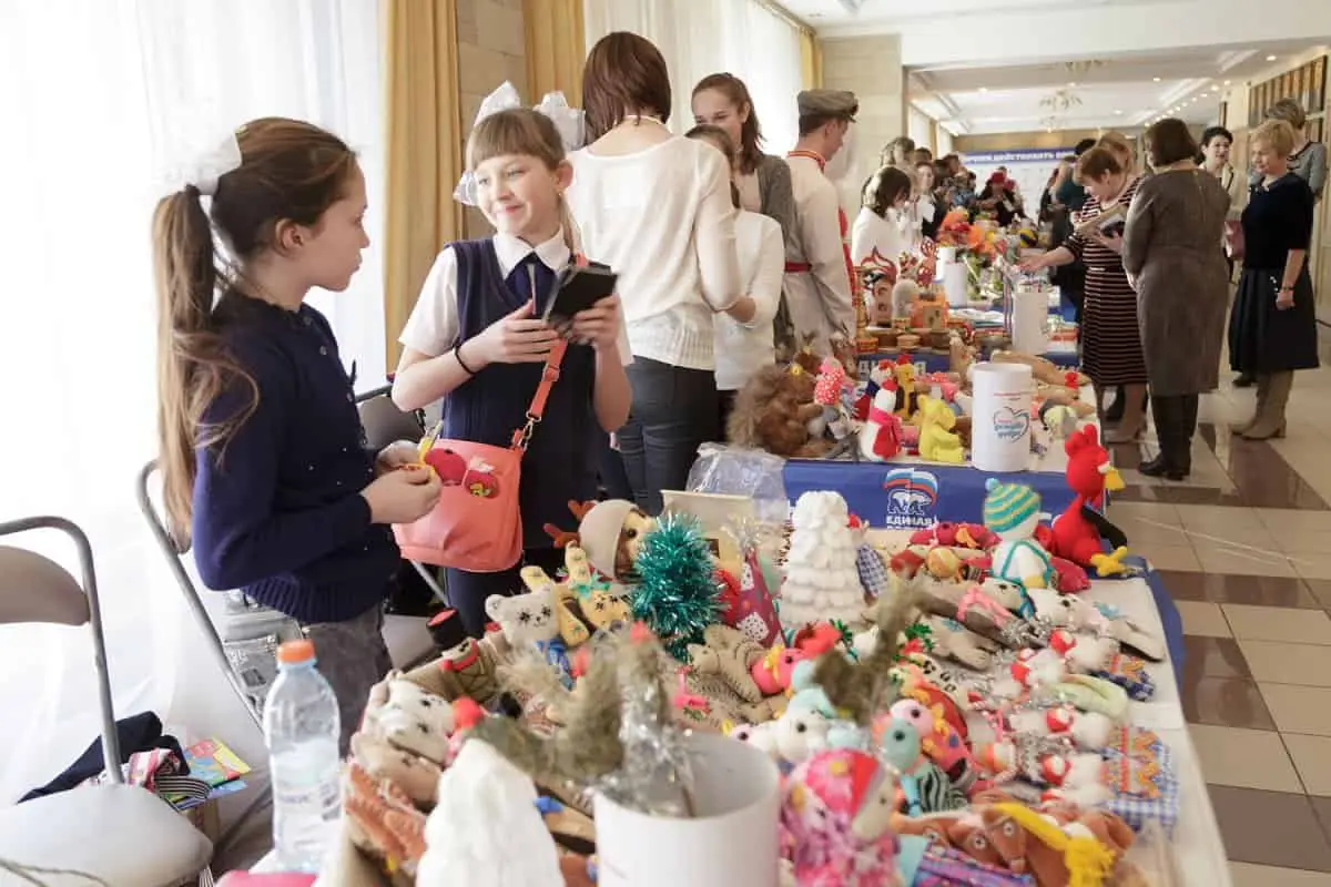 Благотворительные ярмарки: как маленькие дела меняют мир к лучшему