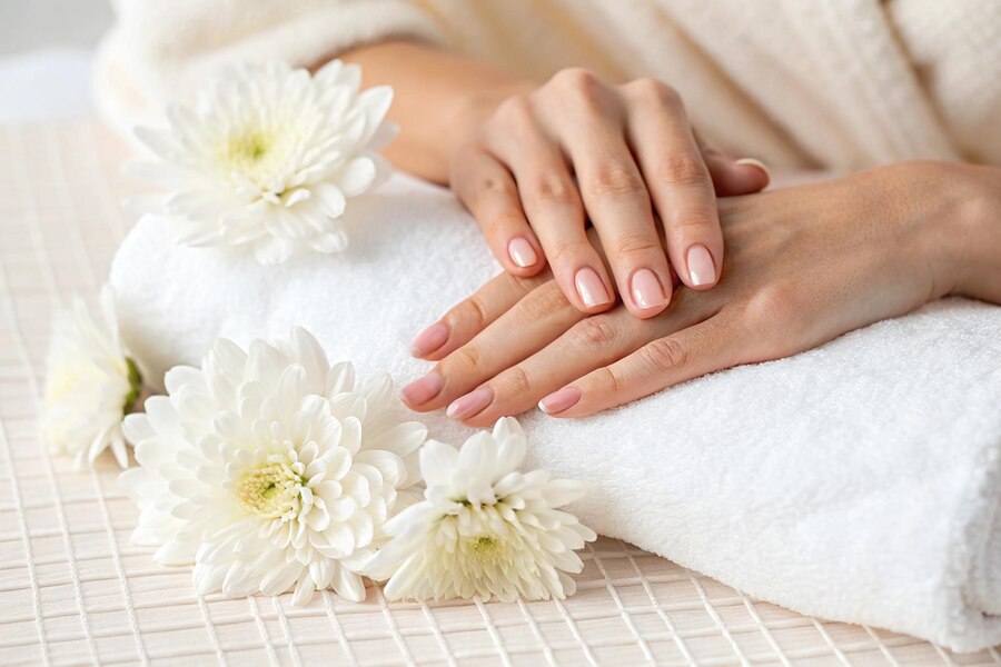 Профессиональный маникюр: секреты ухоженных рук и японский маникюр как тренд