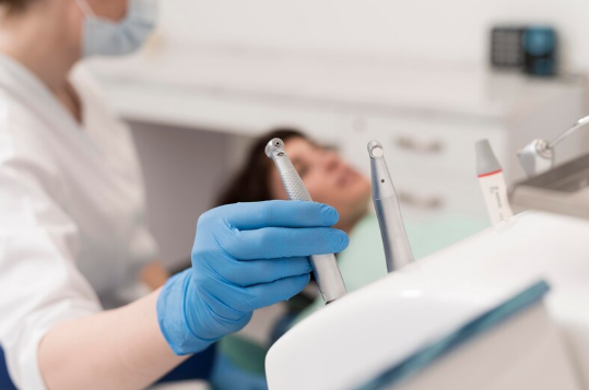 Поликлиника НАВА: качественная стоматология по полису ОМС в Москве