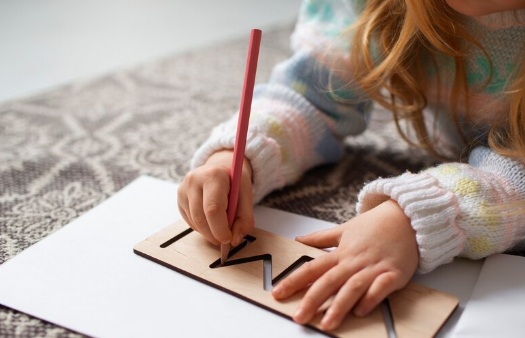 Каллиграфия для детей: как искусство красивого письма помогает в развитии