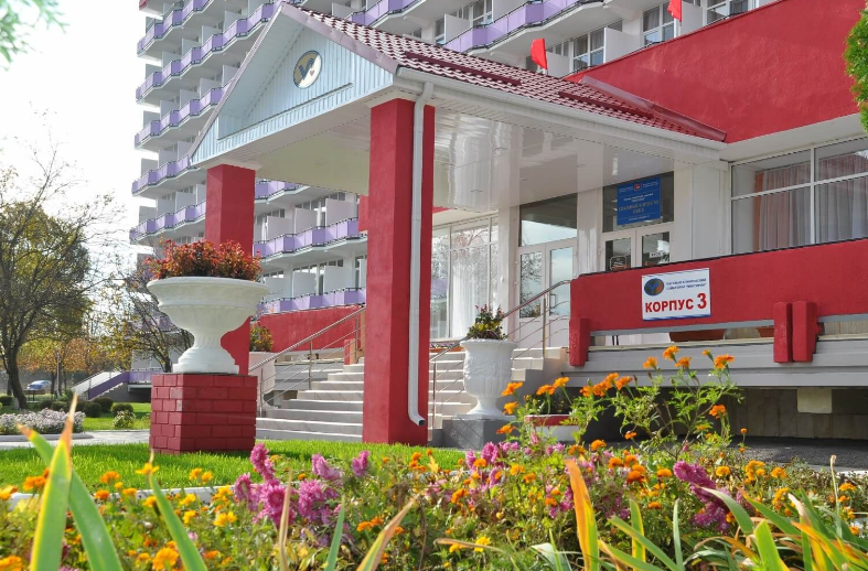 Лечение легких в санатории: отдых в Ессентуках, обзор санатория «Виктория»