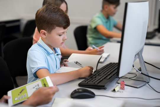 Преимущества выбора курсов программирования для детей