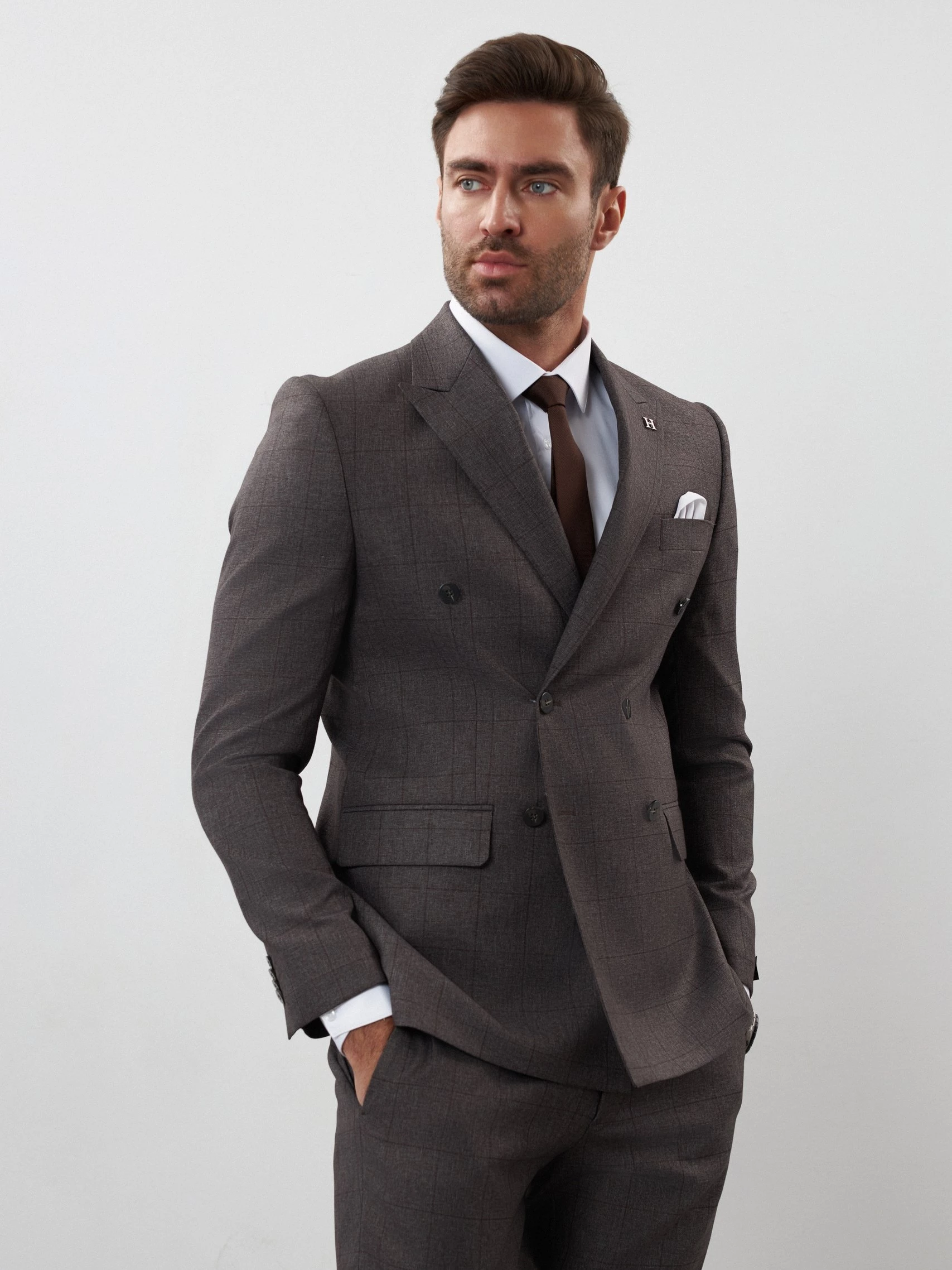 Мужские костюмы в Санкт-Петербурге: как выбрать идеальный вариант
