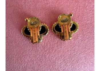 Украшения как напоминание о себе: маленькие ритуалы для мам