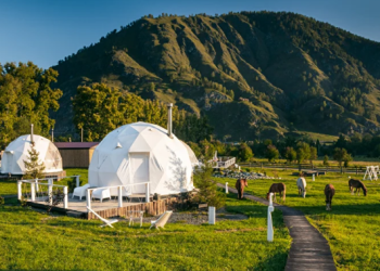 Спа-отдых в купольном отеле «Вдох» на Алтае