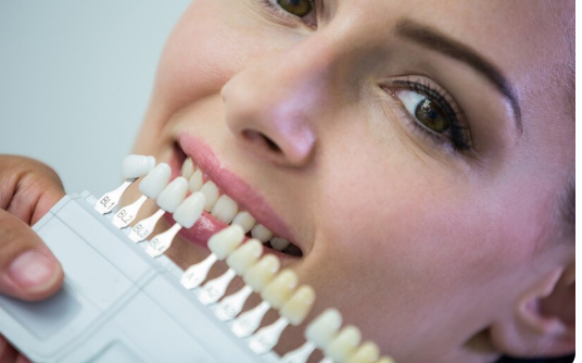 Что из себя представляет безметалловая керамическая коронка