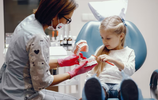 Когда стоит обращаться в детскую стоматологическую клинику