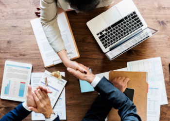 Почему женщине-предпринимателю выгоднее купить готовое ООО, чем регистрировать бизнес с нуля