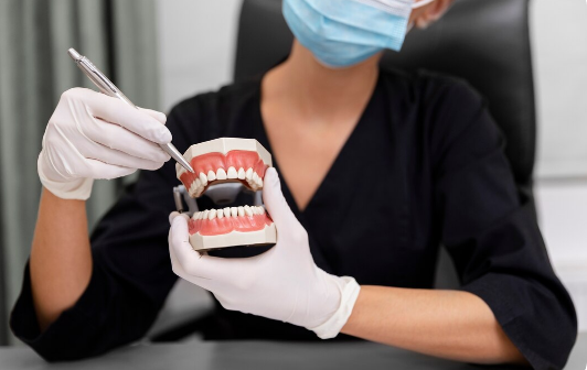 Как правильно подготовиться к зубному протезированию: важные этапы и рекомендации