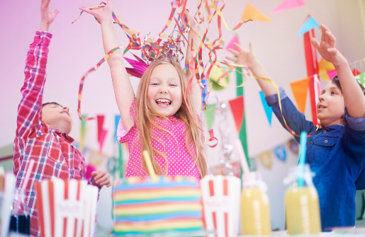 Как развлечения вне дома меняют атмосферу праздника