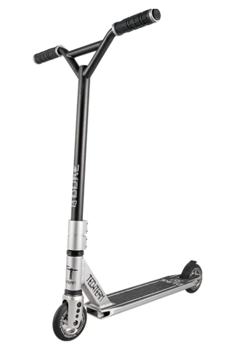 Как выбрать самокат для ребенка от 2-3 до 5-7 лет и научить его кататься?