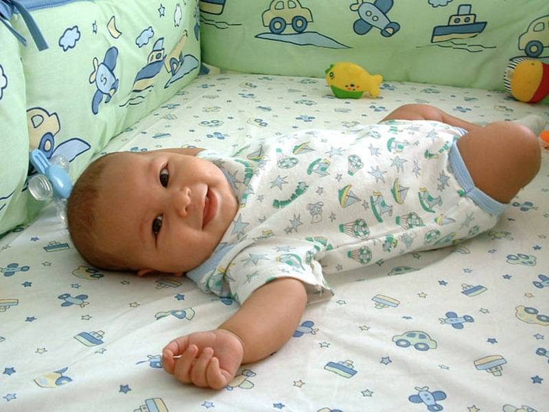 Развитие ребенка по неделям после рождения: от новорожденного до 1 года