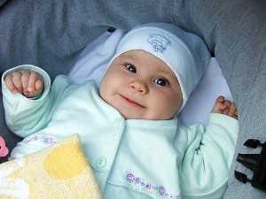 Когда можно гулять с новорожденным после роддома: летом, зимой - первая прогулка