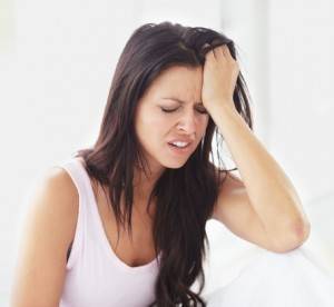 Чем лечить насморк при грудном вскармливании: капли в нос при лактации маме