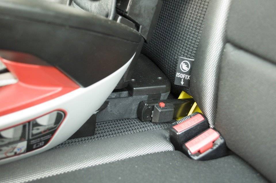 Какое автокресло выбрать для ребенка от 0 до 18 кг: рейтинг автокресел