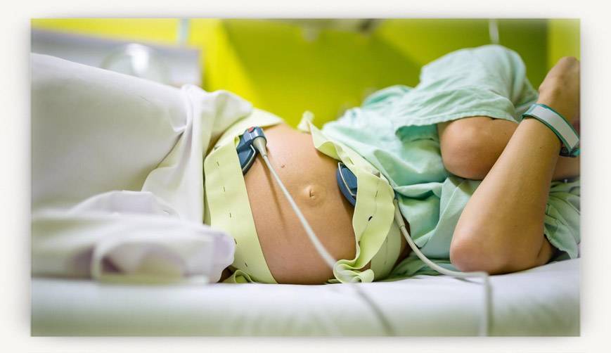 Как облегчить схватки и потуги во время родов и сделать их менее болезненными?