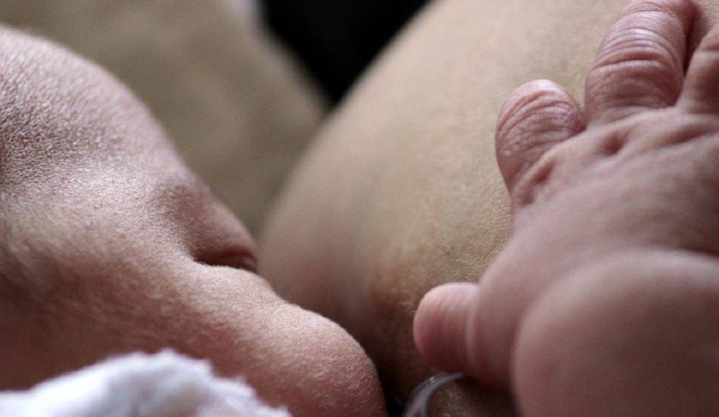 Парацетамол при грудном вскармливании (лактации): можно ли его кормящей маме?