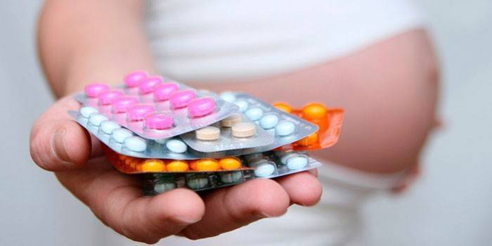 Глисты при беременности: что делать и как лечить беременную женщину, как влияют паразиты на плод?