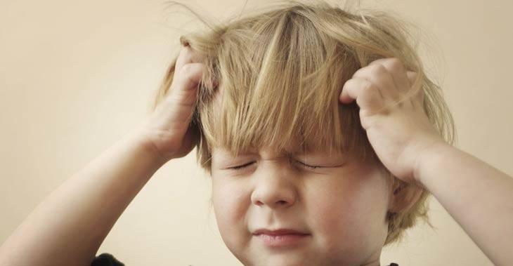Как вывести вшей в волосах у ребенка: симптомы педикулеза с фото и лечение в домашних условиях