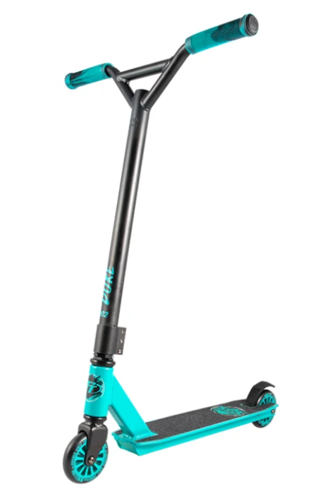 Как выбрать самокат для ребенка от 2-3 до 5-7 лет и научить его кататься?