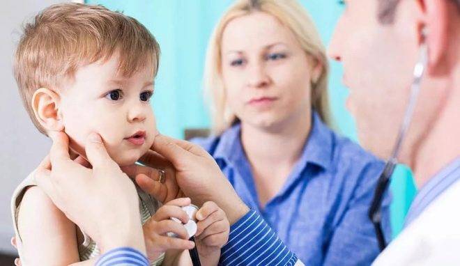 Лимфоузлы при ветрянке у детей: причины воспаления и появления шишек за ушами