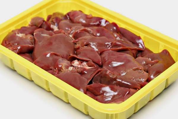 С какого возраста ребенку можно давать куриную, говяжью или свиную печень?