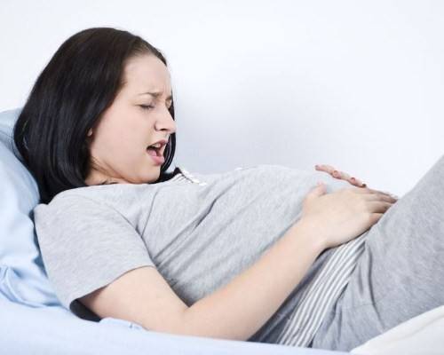 Рези внизу живота при беременности: причины режущей острой боли на ранних и поздних сроках