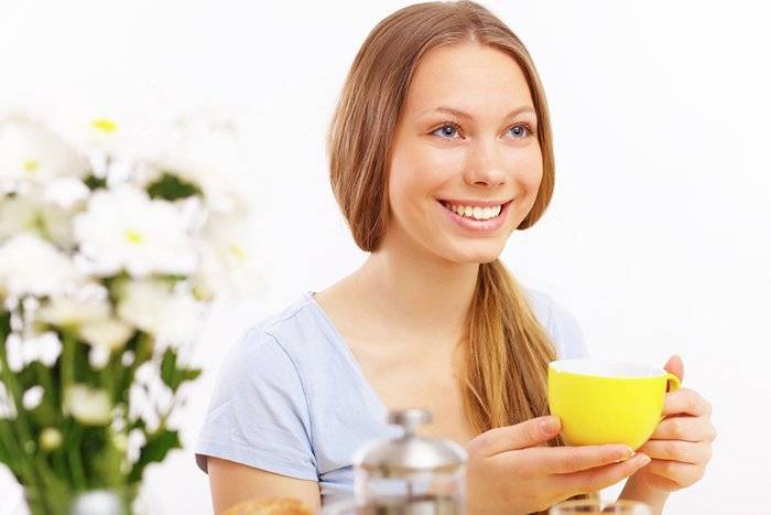 Ангина при грудном вскармливании (ГВ): можно ли кормить грудью, чем лечить, как?