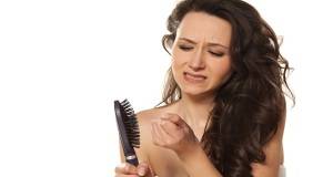 Выпадают волосы при грудном вскармливании: что делать | Витамины для кормящих