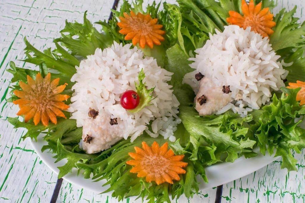 Ребенок не ест мясо и рыбу: что делать и как приучить (мнение Комаровского)