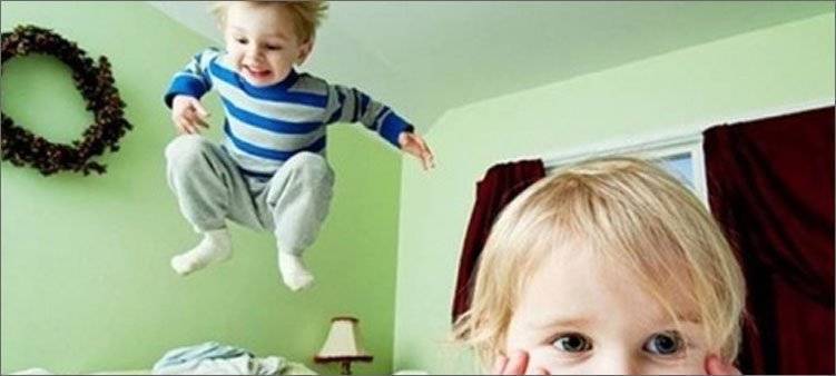 Ребенок боится темноты: почему и что делать, как побороть страх?